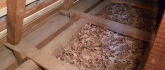 Insulation of a bathhouse ceiling with sawdust: proportions, technology, reviews